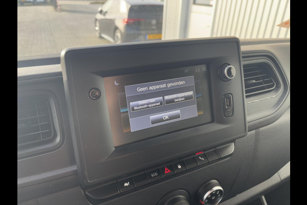 Renault Master T35 2.3 dCi 135 L2H2*A/C*CRUISE*NAVI*HAAK*CAM*