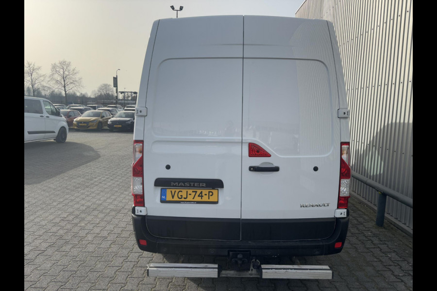 Renault Master T35 2.3 dCi 135 L2H2*A/C*CRUISE*NAVI*HAAK*CAM*