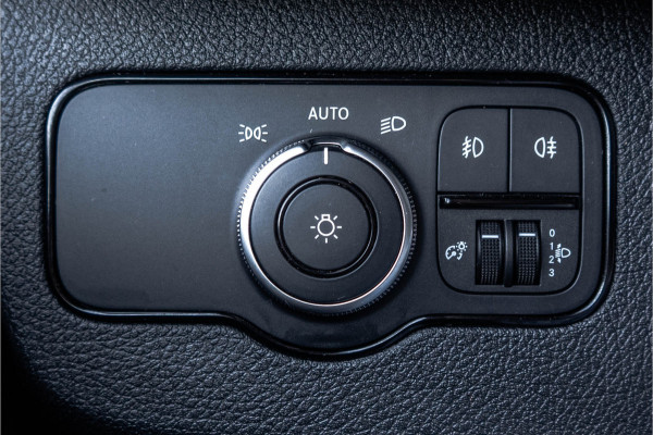 Mercedes-Benz Sprinter 317 CDI L2H2 | Automaat | Mbux | 360° camera | Navi | Cruise | Climatronic