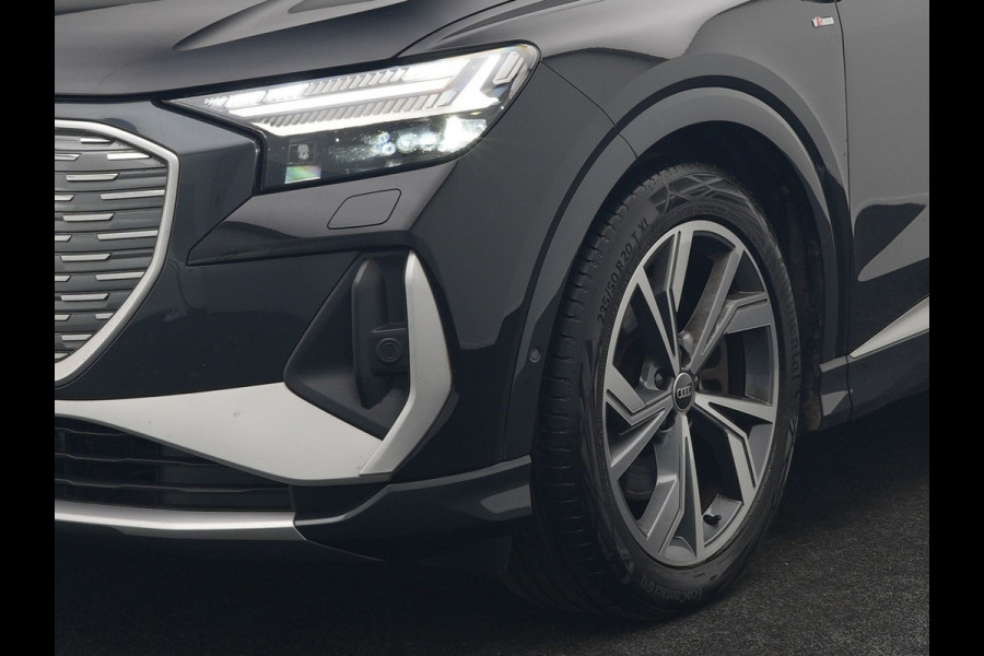 Audi Q4 Sportback e-tron 50 Quattro S Line 77 kWh 300pk Dealer O.H. | Trekhaak Af Fabriek | Panodak | Adaptive Cruise | Head Up | Camera | Matrix LED | Lederen Sportstoelen Verwarmd | Sfeerverlichting | Apple Carplay | Keyless | Blis | 20"L.M | Navigatie |