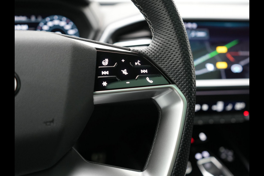 Audi Q4 Sportback e-tron 50 Quattro S Line 77 kWh 300pk Dealer O.H. | Trekhaak Af Fabriek | Panodak | Adaptive Cruise | Head Up | Camera | Matrix LED | Lederen Sportstoelen Verwarmd | Sfeerverlichting | Apple Carplay | Keyless | Blis | 20"L.M | Navigatie |
