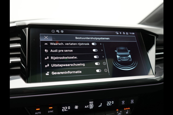 Audi Q4 Sportback e-tron 50 Quattro S Line 77 kWh 300pk Dealer O.H. | Trekhaak Af Fabriek | Panodak | Adaptive Cruise | Head Up | Camera | Matrix LED | Lederen Sportstoelen Verwarmd | Sfeerverlichting | Apple Carplay | Keyless | Blis | 20"L.M | Navigatie |