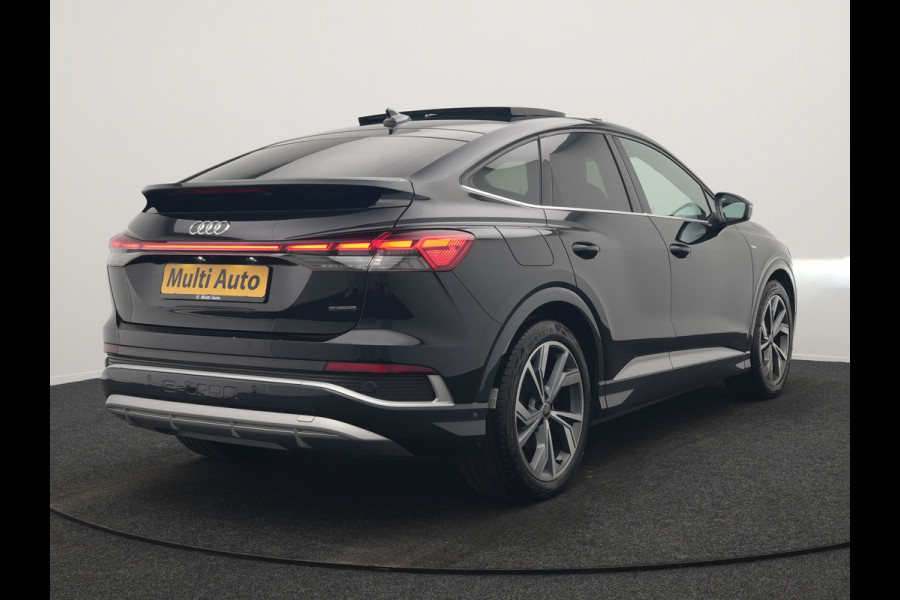 Audi Q4 e-tron 50 Quattro S Line 77 kWh 300pk Dealer O.H. | Trekhaak Af Fabriek | Panodak | Adaptive Cruise | Head Up | Camera | Matrix LED | Lederen Sportstoelen Verwarmd | Sfeerverlichting | Apple Carplay | Keyless | Blis | 20"L.M | Navigatie |