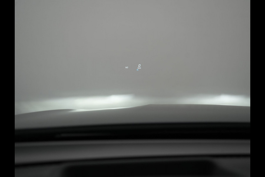 Mercedes-Benz GLC 300e 4MATIC Business Solution Luxury Plug In Hybrid 320pk Dealer O.H. PHEV | Trekhaak Af Fabriek | Head Up | Camera | Lederen Sportstoelen Memory & Verwarmd | Apple Carplay | Navigatie | DAB | Cruise Control |