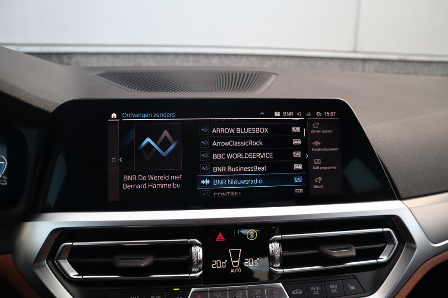 BMW 3-serie 320e M-Sport M Schaalstoelen / Dravit Grau / HiFi / Camera /