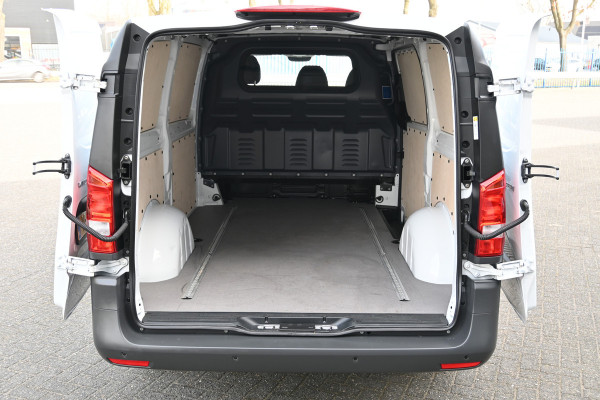 Mercedes-Benz Vito 116 CDI L2 Audio 40 Navigatie met camera, Parkeerpakket, Etc.