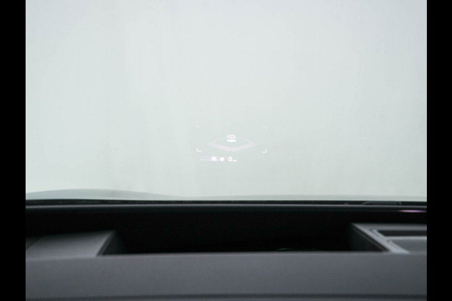 Volkswagen ID.4 First Max 77 kWh [ 3-Fase ] {SOH-81%} (INCL.BTW) Aut. *PANO | HEAD-UP | LEATHER-FABRIC | FULL-LED | MEMORY-PACK | TOP-VIEW | BLIND-SPOT | HEATED-SPORTSEATS | DIGI-COCKPIT | DAB+ | 19''ALU*