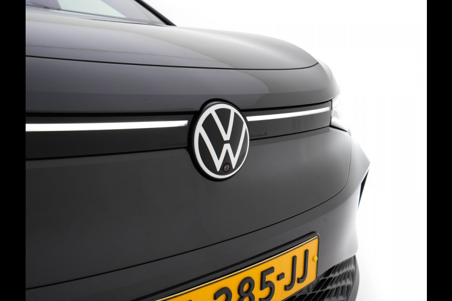 Volkswagen ID.4 First Max 77 kWh [ 3-Fase ] {SOH-81%} (INCL.BTW) Aut. *PANO | HEAD-UP | LEATHER-FABRIC | FULL-LED | MEMORY-PACK | TOP-VIEW | BLIND-SPOT | HEATED-SPORTSEATS | DIGI-COCKPIT | DAB+ | 19''ALU*