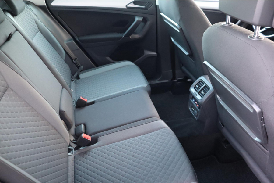 Volkswagen Tiguan 1.5 TSI Comfortline org.NL navi trekhaak