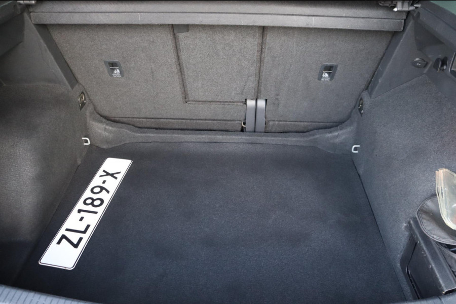 Volkswagen Tiguan 1.5 TSI Comfortline org.NL navi trekhaak