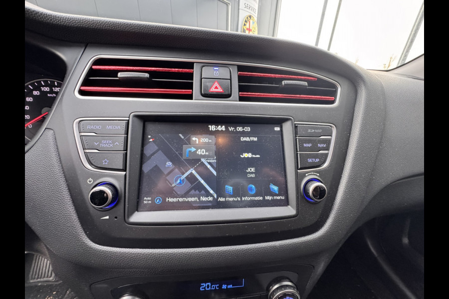 Hyundai i20 1.0 T-GDI Comfort | Automaat | Camera achter | Trekhaak afneembaar | Apple carplay |Cruise control | Wordt verwacht, bel voor een bezichtiging!