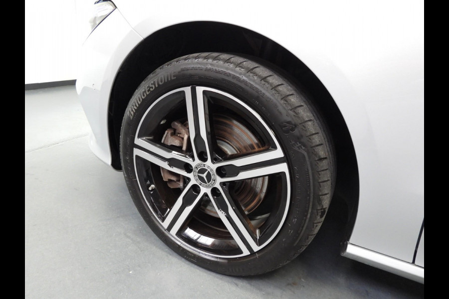 Mercedes-Benz CLA-Klasse Shooting Brake 250e Business NAVI/CAMERA/LED/SFEER/18"LMV!