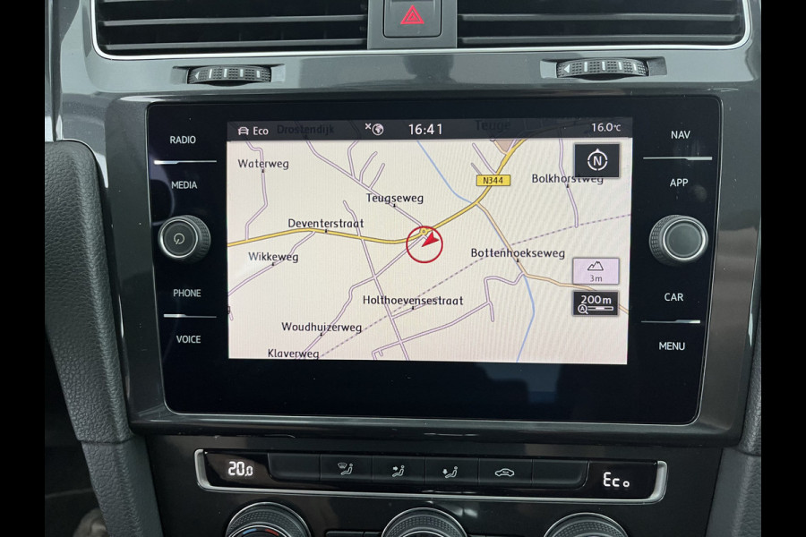 Volkswagen e-Golf {SOH-88%} (INCL-BTW) *HEATPUMP | ADAPTIVE-CRUISE | FULL-LED | DIGI-COCKPIT | NAVI-FULLMAP | CAMERA | KEYLESS | ECC | CCS-FASTLOADER | PDC | 16''ALU*