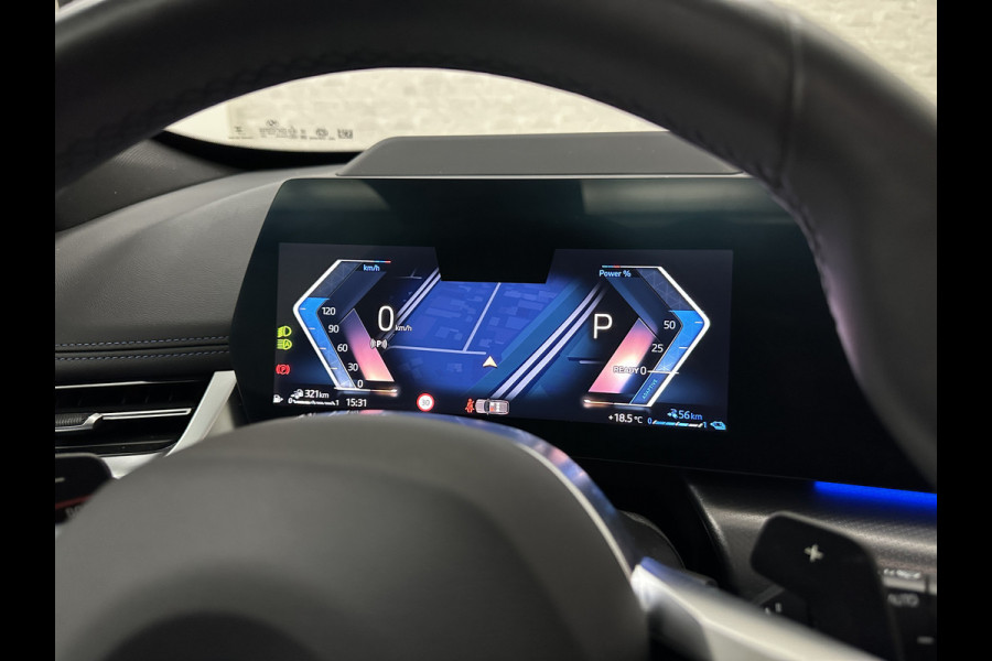 BMW X1 30e 313PK M-Sport Performance-Pack | 360 Camera | ACC | Panorama | Head-Up | 20'' | Keyless-Entry | LED Adaptief | Sfeerverlichting | Trekhaak 1800KG ! | Sportstoelen | Carplay | Black-Optic | Getint Glas | Stoelverwarming | DAB | Draadloos Laden | Fabrieksgarantie |