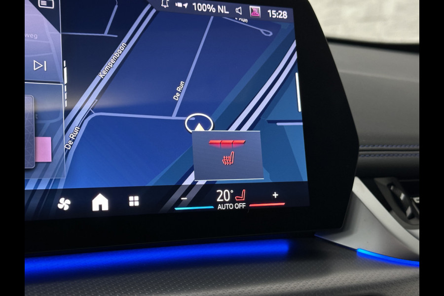 BMW X1 30e 313PK M-Sport | 360 Camera | ACC | Panorama | Head-Up | 20'' | Keyless-Entry | LED Adaptief | Sfeerverlichting | Trekhaak 1800kg | Sportstoelen | Carplay | Black-Optic | Getint Glas | Stoelverwarming | DAB | Draadloos Laden | Fabrieksgarantie |