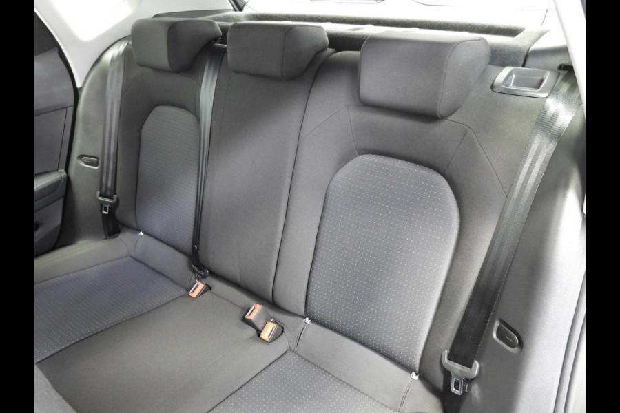 Seat Arona 1.0 TSI Style NAVI/CLIMA/CRUISE/LED/17"LMV!