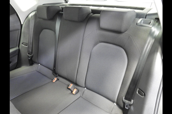 Seat Arona 1.0 TSI Style NAVI/CLIMA/CRUISE/LED/17"LMV!