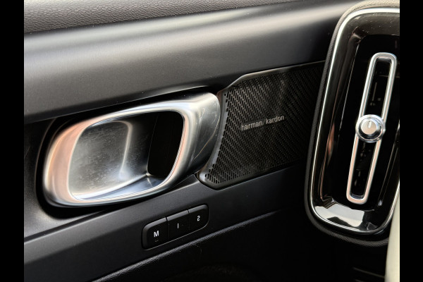 Volvo XC40 1.5 T5 Plug-in hybrid Plus Dark | Pilot Assist | LED | Camera | H/K | 18 inch