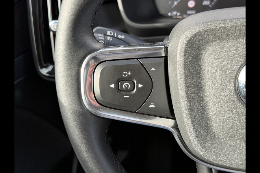 Volvo XC40 1.5 T5 Plug-in hybrid Plus Dark | Pilot Assist | LED | Camera | H/K | 18 inch
