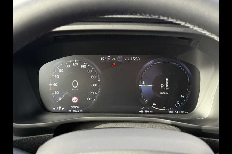 Volvo XC40 1.5 T5 Plug-in hybrid Plus Dark | Pilot Assist | LED | Camera | H/K | 18 inch