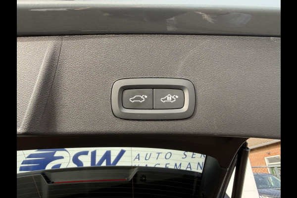 Volvo XC40 1.5 T5 Plug-in hybrid Plus Dark | Pilot Assist | LED | Camera | H/K | 18 inch
