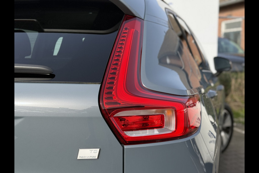 Volvo XC40 1.5 T5 Plug-in hybrid Plus Dark | Pilot Assist | LED | Camera | H/K | 18 inch