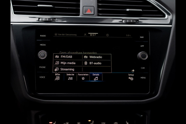 Volkswagen Tiguan 1.4 TSI eHybrid R-Line Business+ | Keyless | Black Style | IQ Light | Elk. A-klep | Prijs Rijklaar!!