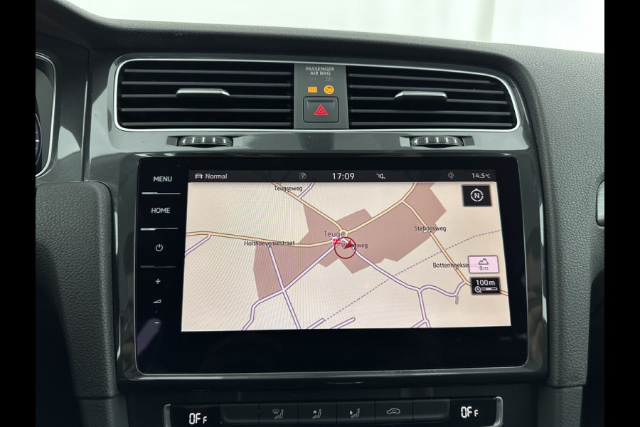 Volkswagen e-Golf {SOH-91%} (INCL-BTW) Aut. *HEATPUMP | ADAPTIVE-CRUISE | DIGI-COCKPIT | FULL-LED | NAVI-FULLMAP | COMFORTSEATS | ECC | PARKPILOT | CCS-FASTLOADER | 16''ALU*