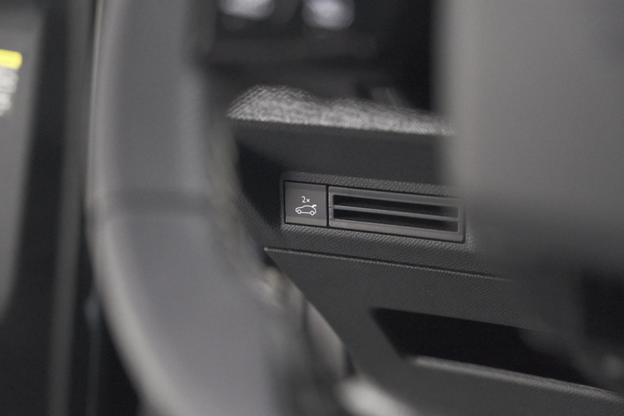 Peugeot 3008 1.2 Hybrid 145 GT | Pack Winter | Camera | Adaptieve Cruise Control | Elektrische Kofferklep