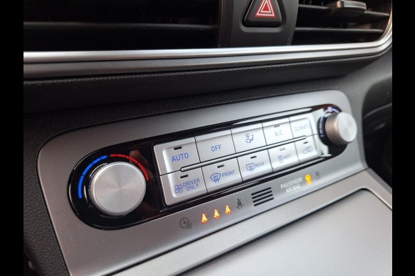 Hyundai Kona EV Fashion 64 kWh | SOH: 96,4% | 3 Fase | Warmtepomp | HUD | Navi | Adaptive CC | Blindspot |