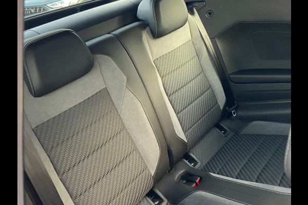 Volkswagen T-Roc Cabrio 1.5 TSI AUT/MATRIX/IQ-LED/CAMERA/LANE/VIRTUAL