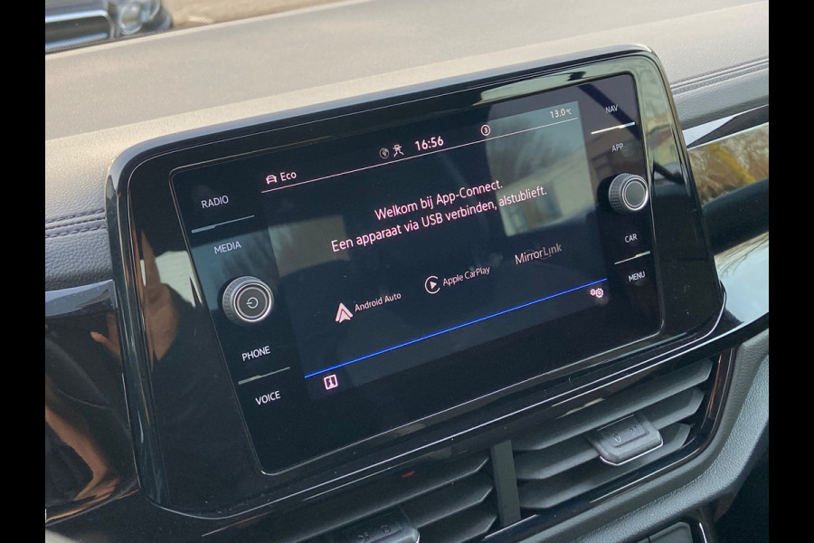 Volkswagen T-Roc Cabrio 1.5 TSI AUT/MATRIX/IQ-LED/CAMERA/LANE/VIRTUAL