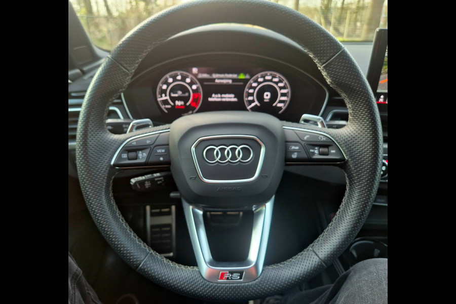 Audi A4 Avant 2.9 TFSI RS 4 quattro panodak . Head up