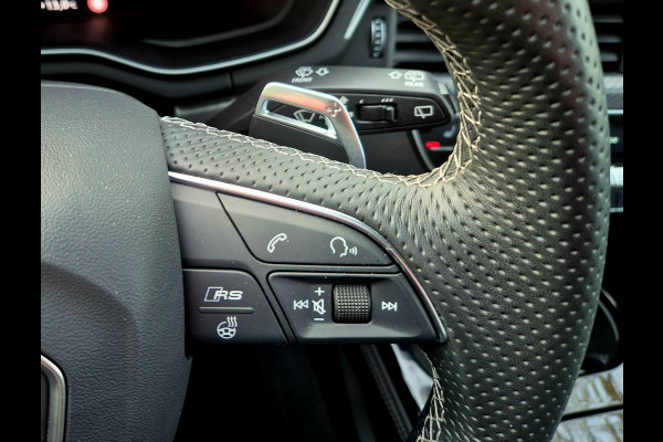 Audi A4 Avant 2.9 TFSI RS 4 quattro panodak . Head up