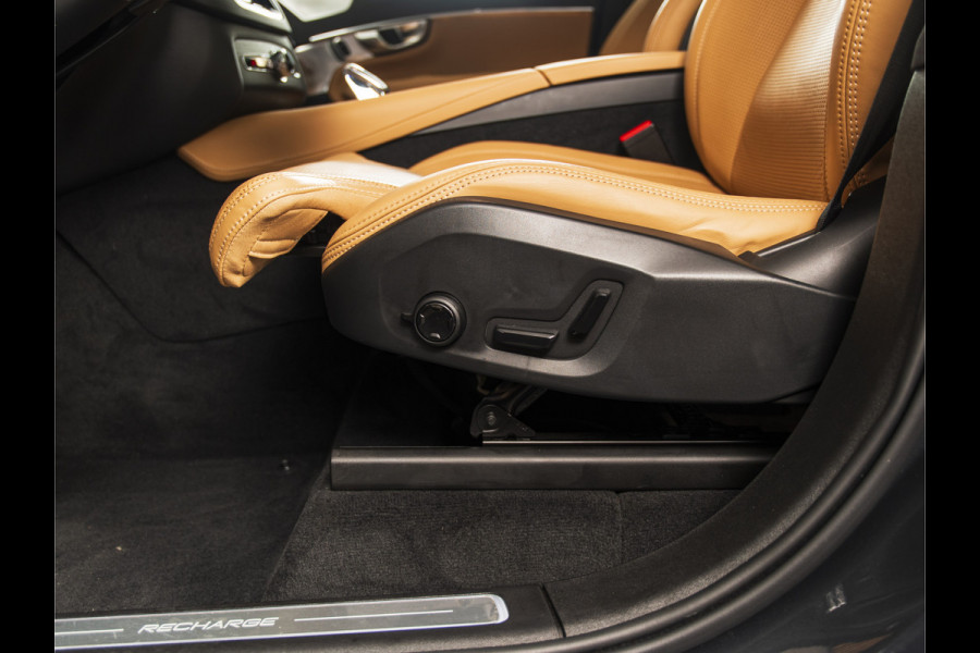 Volvo XC90 2.0 T8 Recharge B/W | LUCHTVERING | HUD | MASSAGE | PANO