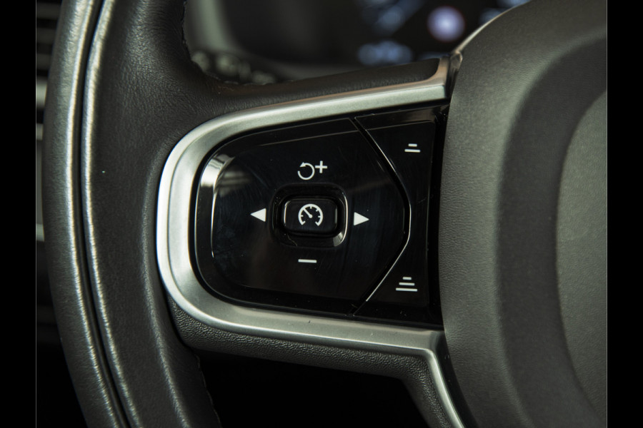 Volvo XC90 2.0 T8 Recharge B/W | LUCHTVERING | HUD | MASSAGE | PANO