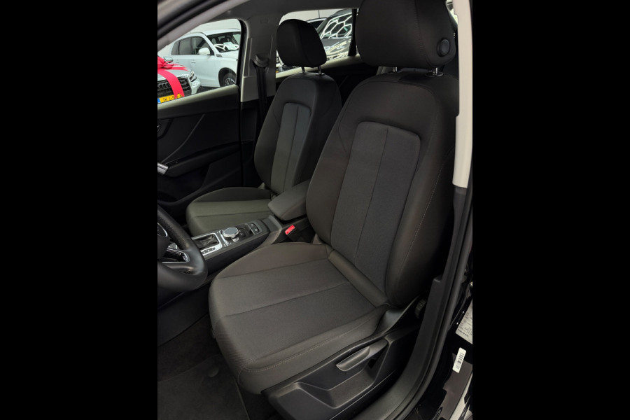 Audi Q2 35 TFSI Pro Line Camera CarPlay