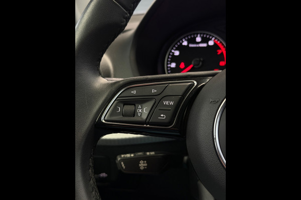 Audi Q2 35 TFSI Pro Line Camera CarPlay