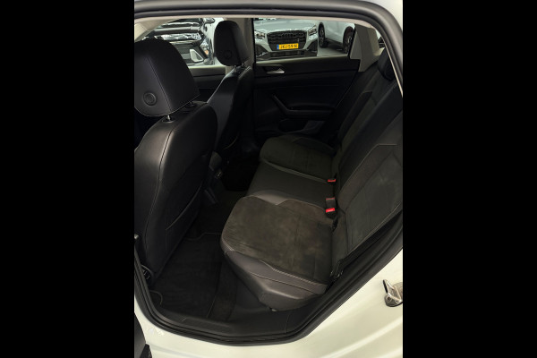 Volkswagen Polo 1.0 TSI Style CarPlay Camera IQ Lights