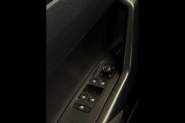 Volkswagen Polo 1.0 TSI Style CarPlay Camera IQ Lights