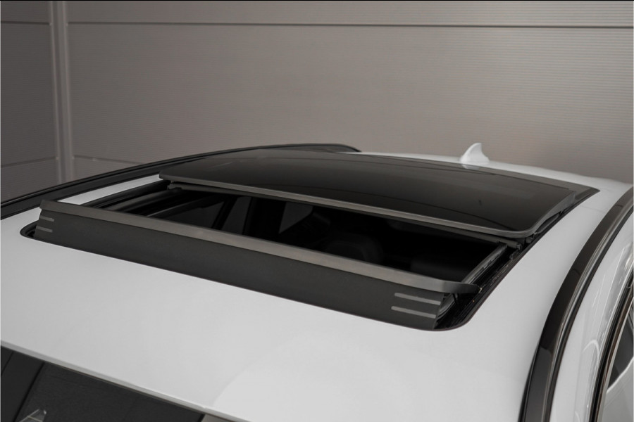 BMW X3 xDrive20i Business Edition+ M-Sport M-Stoelen Pano Laser 21"