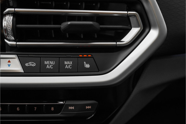 BMW X3 xDrive20i Business Edition+ M-Sport M-Stoelen Pano Laser 21"