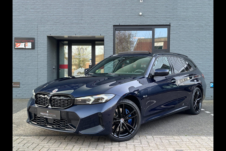 BMW 3 Serie 330E High Executive M-Sport|Btw|PANO|CurvedDisplay|Laser|292PK|Shadowline|Facelift|HarmanKardon