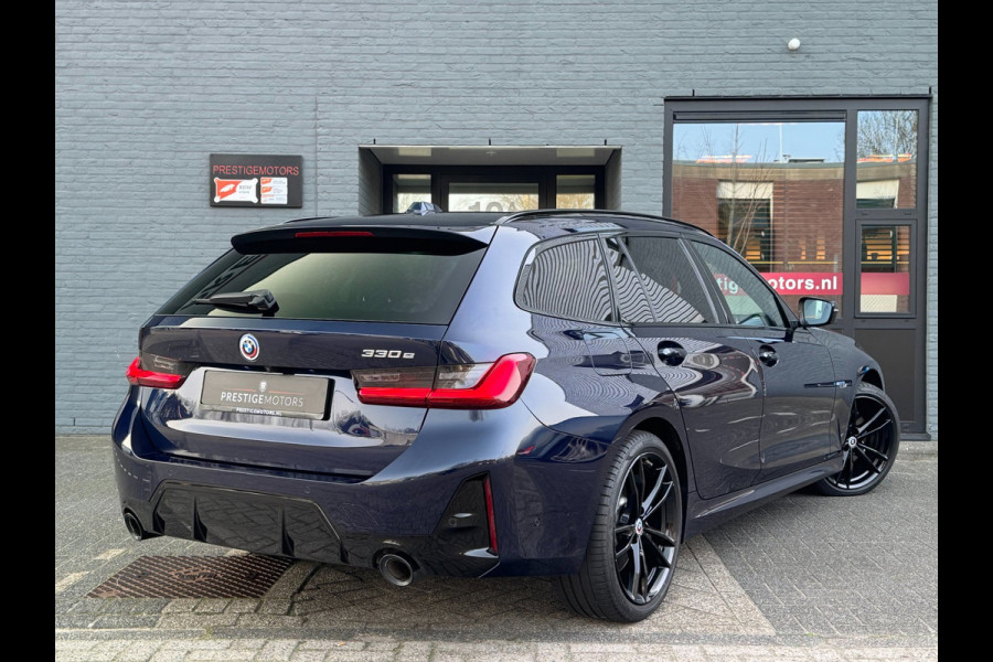 BMW 3 Serie 330E High Executive M-Sport|Btw|PANO|CurvedDisplay|Laser|292PK|Shadowline|Facelift|HarmanKardon