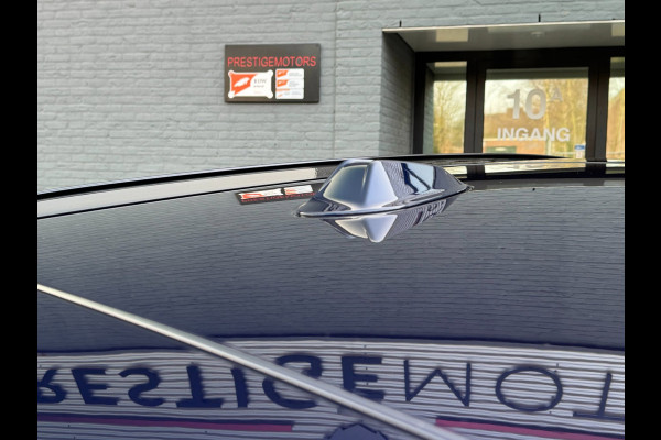 BMW 3 Serie 330E High Executive M-Sport|Btw|PANO|CurvedDisplay|Laser|292PK|Shadowline|Facelift|HarmanKardon