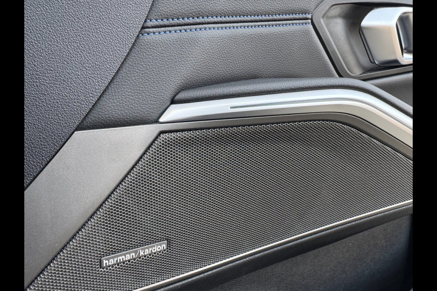 BMW 3 Serie 330E High Executive M-Sport|Btw|PANO|CurvedDisplay|Laser|292PK|Shadowline|Facelift|HarmanKardon