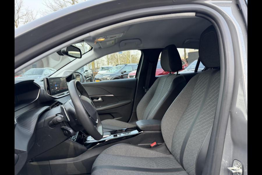 Peugeot 208 Hybrid e-DCS6 Allure RIJKLAARPRIJS | FABRIEKSGARANTIE t/m 03-2027 | TOPSTAAT! | KEYLESS ENTRY | APPLE CARPLAY-ANDROID AUTO| PARKEERSENSOREN VOOR EN ACHTER |