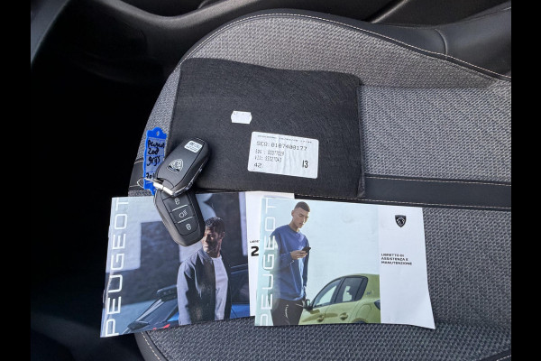 Peugeot 208 Hybrid e-DCS6 Allure RIJKLAARPRIJS | FABRIEKSGARANTIE t/m 03-2027 | TOPSTAAT! | KEYLESS ENTRY | APPLE CARPLAY-ANDROID AUTO| PARKEERSENSOREN VOOR EN ACHTER |