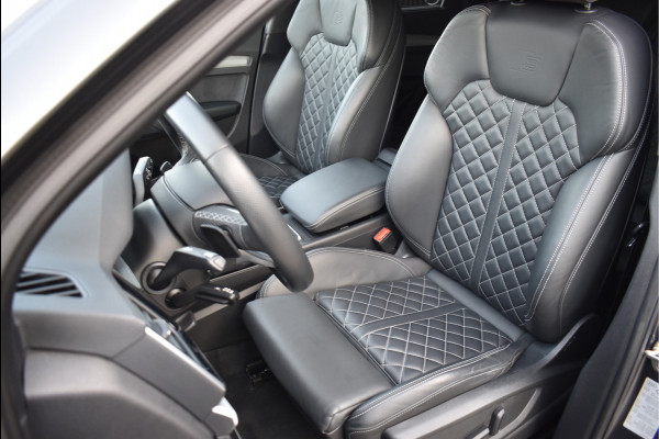 Audi Q5 50 TFSI e S-Line 299 Pk RS-Stoel Luchtvering Matrix Oled ACC Keyless Trekhaak 20 Inch