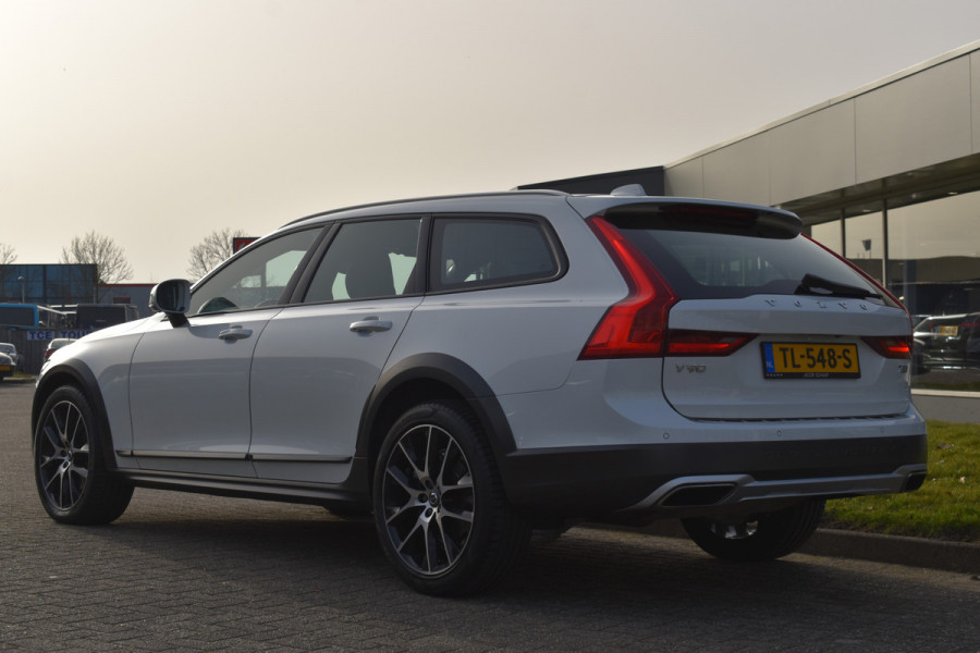 Volvo V90 Cross Country T5 AWD 250PK Automaat Pro | Carplay | Panodak | BLIS | 360 Camera | ACC | Keyless | 20'' |
